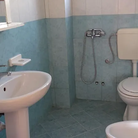 Guest house Jazoj 4*