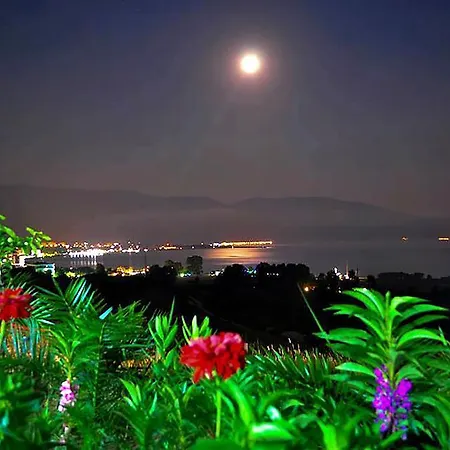 招待所 嘉左住宿旅馆 Radhimë