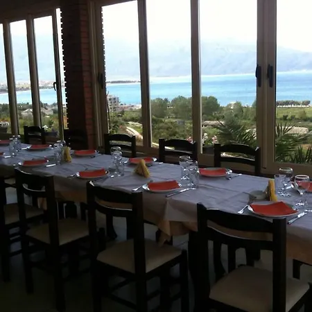 Jazoj Guest house 4*