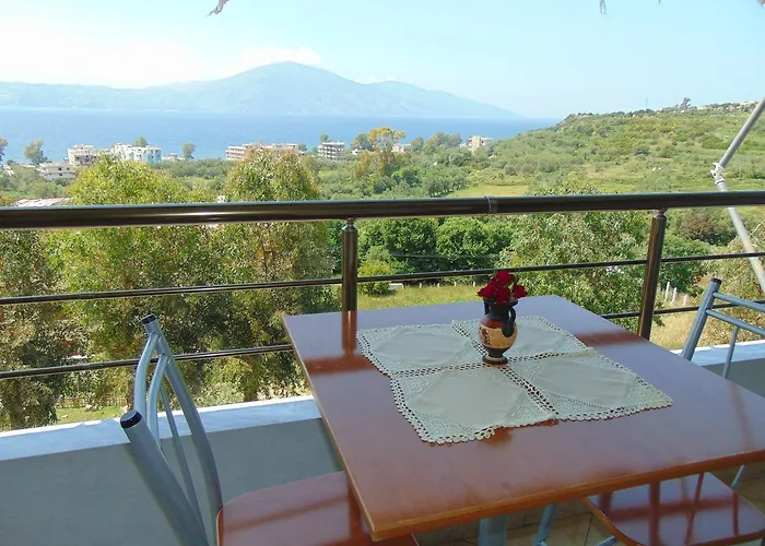 招待所 嘉左住宿旅馆 Radhimë